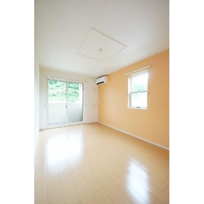 プローテⅢ・Ａ 101【管理NO：1-020902901-01010】 ★家具家電は申し込み後に搬入します★の物件写真2