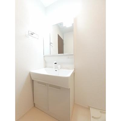 サンフラウア 203【管理NO：1-027614801-02030】 ★家具家電は申し込み後に搬入します★ ★2026年12月中旬入居可能★の物件写真6
