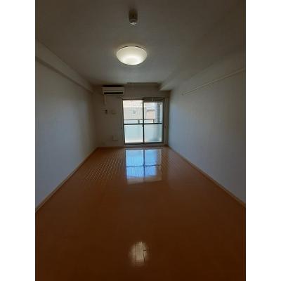 ヴァンベール 207【管理NO：1-014875701-02070】 ★家具家電は申し込み後に搬入します★ ★2026年12月上旬入居可能★の物件写真2