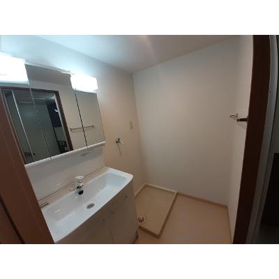 プルミエ・ラムール 203【管理NO：1-007741001-02030】 ★家具家電は申し込み後に搬入します★ ★2026年11月上旬入居可能★の物件写真6