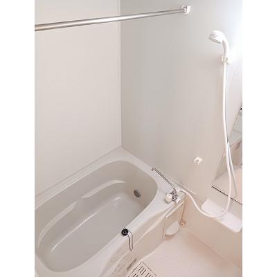 オズロード 102【管理NO：1-017429101-01020】 ★家具家電は申し込み後に搬入します★ ★2026年12月上旬入居可能★の物件写真4
