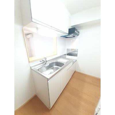 メゾン・ド・シュシュβ 203【管理NO：1-015619802-02030】 ★家具家電は申し込み後に搬入します★ ★2026年12月中旬入居可能★の物件写真3
