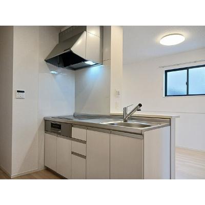 マスカット 101【管理NO：1-027841501-01010】 ★家具家電は申し込み後に搬入します★ ★2026年12月中旬入居可能★の物件写真3