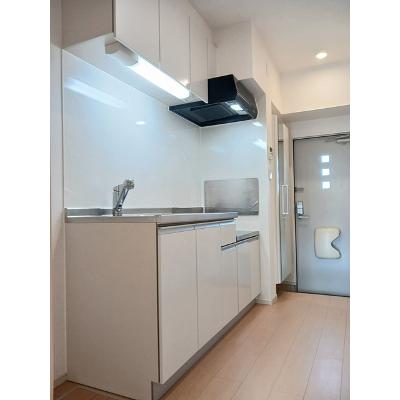 ジャスミン 105【管理NO：1-020726501-01040】 ★家具家電は申し込み後に搬入します★ ★2026年12月中旬入居可能★の物件写真3
