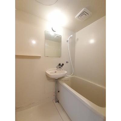 ハイムナカゾネ 203【管理NO：1-002998401-02030】 ★家具家電は申し込み後に搬入します★の物件写真4