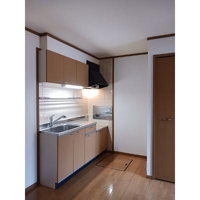 ウッディ森 102【管理NO：1-010830201-01020】 ★家具家電は申し込み後に搬入します★ ★2026年12月中旬入居可能★の物件写真3
