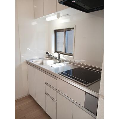 エアリーヒルⅦ 201【管理NO：1-028282501-02010】 ★家具家電は申し込み後に搬入します★ ★2026年12月上旬入居可能★の物件写真3