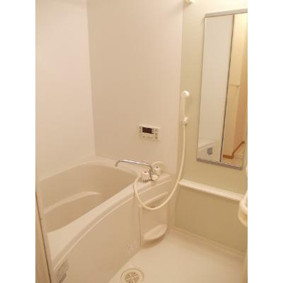 カーサ・ヴィオラ 203【管理NO：1-014045101-02030】 ★家具家電は申し込み後に搬入します★ ★2026年12月上旬入居可能★の物件写真4