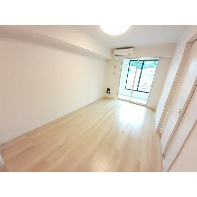 ドロワット 103【管理NO：1-026588002-01030】 ★家具家電は申し込み後に搬入します★ ★2026年12月中旬入居可能★の物件写真2