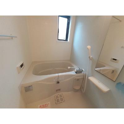 カーサ・コリーナⅡ 101【管理NO：1-017635802-01010】 ★家具家電は申し込み後に搬入します★ ★2026年11月上旬入居可能★の物件写真4