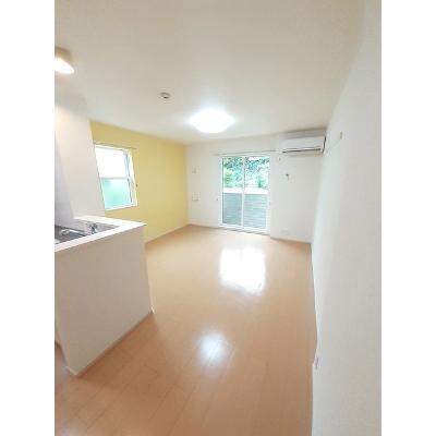 松岡ハイツ　Ｃ 101【管理NO：1-018451901-01010】 ★家具家電は申し込み後に搬入します★ ★2027年01月中旬入居可能★の物件写真2