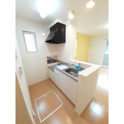 松岡ハイツ　Ｃ 101【管理NO：1-018451901-01010】 ★家具家電は申し込み後に搬入します★ ★2027年01月中旬入居可能★の物件写真3