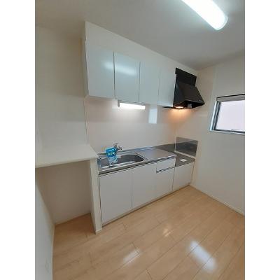 ラフレ・アンジュール 202【管理NO：1-022441301-02020】 ★家具家電は申し込み後に搬入します★ ★2026年12月上旬入居可能★の物件写真3