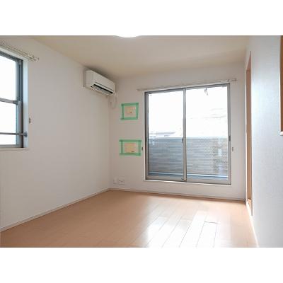 グッドフェローズ 201【管理NO：1-019624301-02010】 ★家具家電は申し込み後に搬入します★ ★2026年12月上旬入居可能★の物件写真2
