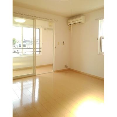 デイジーＣ 101【管理NO：1-015026201-01010】 ★家具家電は申し込み後に搬入します★ ★2026年11月下旬入居可能★の物件写真2
