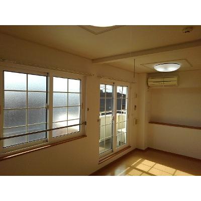 ディ－セント・ハウス 202【管理NO：1-015030801-02020】 ★家具家電は申し込み後に搬入します★ ★2026年11月上旬入居可能★の物件写真2