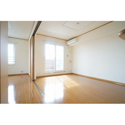 コンフォートＢ 203【管理NO：1-013398302-02030】 ★家具家電は申し込み後に搬入します★ ★2026年12月下旬入居可能★の物件写真2