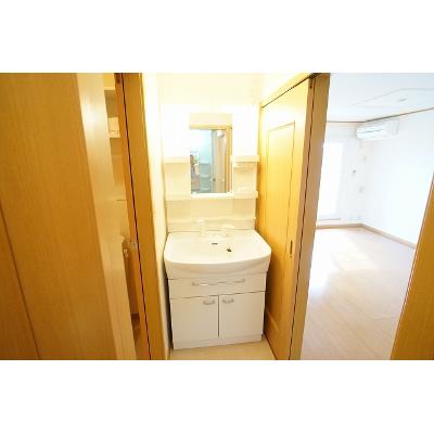 コンフォートＢ 203【管理NO：1-013398302-02030】 ★家具家電は申し込み後に搬入します★ ★2026年12月下旬入居可能★の物件写真6