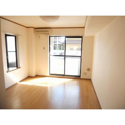 エクセランＴ 101【管理NO：1-010930801-01010】 ★家具家電は申し込み後に搬入します★ ★2026年12月上旬入居可能★の物件写真2
