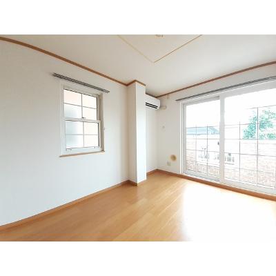 リビエラ　Α 102【管理NO：1-011957101-01020】 ★家具家電は申し込み後に搬入します★ ★2026年11月上旬入居可能★の物件写真2