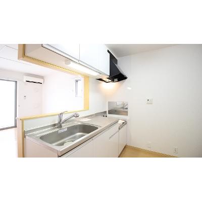 サウスタウン水野　Ａ 204【管理NO：1-018052401-02040】 ★家具家電は申し込み後に搬入します★ ★2026年12月上旬入居可能★の物件写真3
