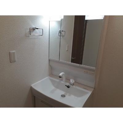 グリフィンドールⅡ 104【管理NO：1-026630105-01040】 ★家具家電は申し込み後に搬入します★ ★2026年12月上旬入居可能★の物件写真6