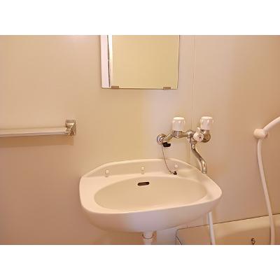 エルディム茂作 202【管理NO：1-004108301-02020】 ★家具家電は申し込み後に搬入します★ ★2026年11月下旬入居可能★の物件写真6