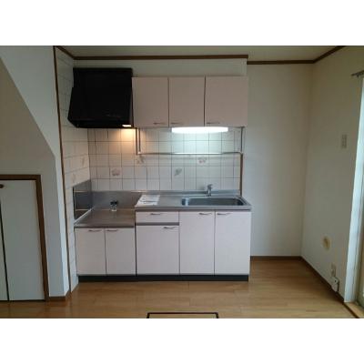 桔梗 101【管理NO：1-009725802-01010】 ★家具家電は申し込み後に搬入します★ ★2026年12月上旬入居可能★の物件写真3