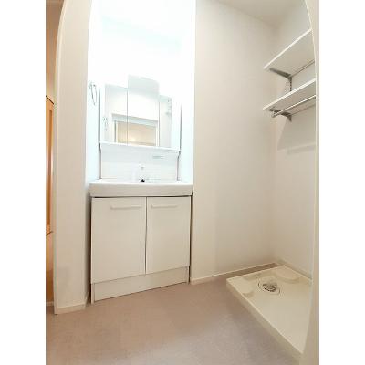 アルモニーブライト 205【管理NO：1-025348601-02040】 ★家具家電は申し込み後に搬入します★ ★2027年01月中旬入居可能★の物件写真6
