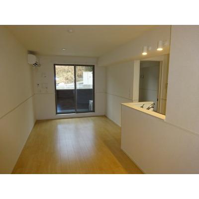 オアシス 105【管理NO：1-023301101-01040】 ★家具家電は申し込み後に搬入します★ ★2026年10月下旬入居可能★の物件写真2