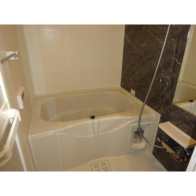 オアシス 105【管理NO：1-023301101-01040】 ★家具家電は申し込み後に搬入します★ ★2026年10月下旬入居可能★の物件写真4