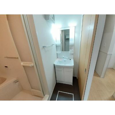 アルバグランデ 101【管理NO：1-022639701-01010】 ★家具家電は申し込み後に搬入します★ ★2026年12月上旬入居可能★の物件写真6