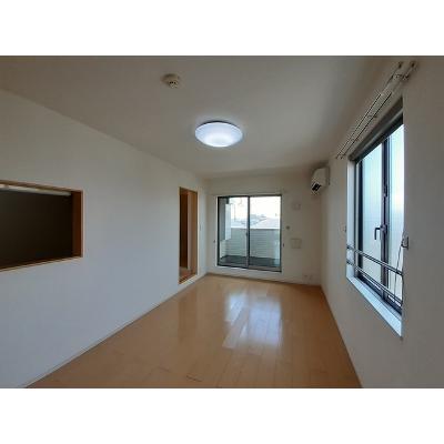 サンリットビュー 303【管理NO：1-018680001-03030】 ★家具家電は申し込み後に搬入します★ ★2026年12月上旬入居可能★の物件写真2