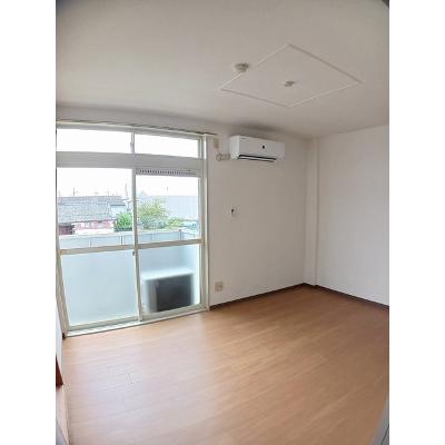 サウスタウンＳ 201【管理NO：1-003772901-02010】 ★家具家電は申し込み後に搬入します★ ★2026年11月下旬入居可能★の物件写真2