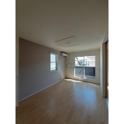 レオルガⅢ 201【管理NO：1-021530201-02010】 ★家具家電は申し込み後に搬入します★ ★2027年01月上旬入居可能★の物件写真2
