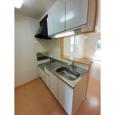 アマレット 101【管理NO：1-016915701-01010】 ★家具家電は申し込み後に搬入します★ ★2026年12月上旬入居可能★の物件写真3