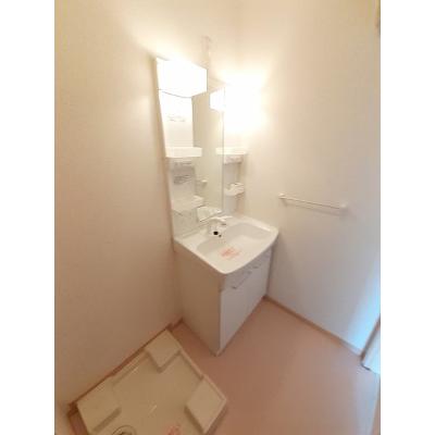 アマレット 101【管理NO：1-016915701-01010】 ★家具家電は申し込み後に搬入します★ ★2026年12月上旬入居可能★の物件写真6