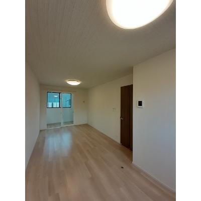 ロードカナロア 102【管理NO：1-027419001-01020】 ★家具家電は申し込み後に搬入します★ ★2026年12月中旬入居可能★の物件写真2
