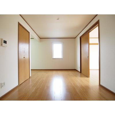 エスポワール吉田Ⅰ 101【管理NO：1-007993301-01010】 ★家具家電は申し込み後に搬入します★ ★2026年12月上旬入居可能★の物件写真2
