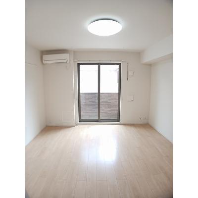 ベル　プランタン 101【管理NO：1-023603301-01010】 ★家具家電は申し込み後に搬入します★ ★2026年11月上旬入居可能★の物件写真2
