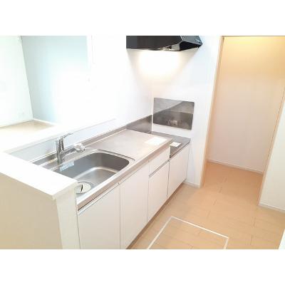 スウィートピーＡ 101【管理NO：1-018421701-01010】 ★家具家電は申し込み後に搬入します★ ★2026年11月上旬入居可能★の物件写真3