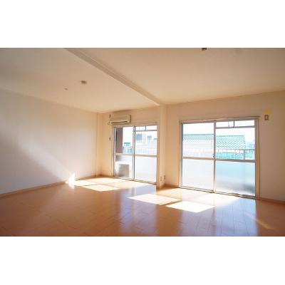 ミルキーウェイ 303【管理NO：1-001710301-03030】 ★家具家電は申し込み後に搬入します★ ★2026年12月中旬入居可能★の物件写真2