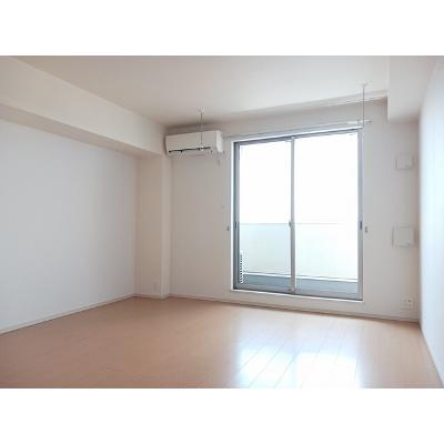 バンブー　レジデンス 202【管理NO：1-018696401-02020】 ★家具家電は申し込み後に搬入します★ ★2026年11月中旬入居可能★の物件写真2