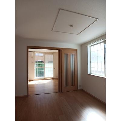 カメリアコートＣ 103【管理NO：1-012636103-01030】 ★家具家電は申し込み後に搬入します★ ★2026年10月下旬入居可能★の物件写真2