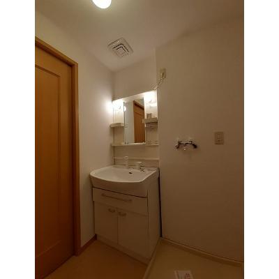 カメリアコートＣ 103【管理NO：1-012636103-01030】 ★家具家電は申し込み後に搬入します★ ★2026年10月下旬入居可能★の物件写真6