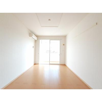 プラシードＥ 103【管理NO：1-015578902-01030】 ★家具家電は申し込み後に搬入します★ ★2026年12月上旬入居可能★の物件写真2