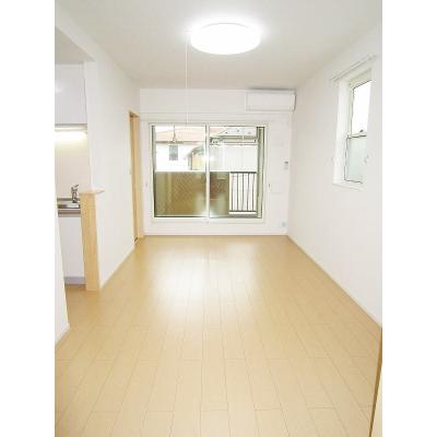 セディ 204【管理NO：1-018182201-02040】 ★家具家電は申し込み後に搬入します★ ★2026年11月中旬入居可能★の物件写真2