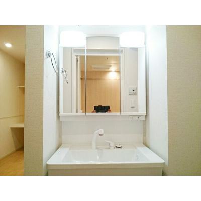 カメリアⅡ 102【管理NO：1-024982401-01020】 ★家具家電は申し込み後に搬入します★ ★2026年12月下旬入居可能★の物件写真6