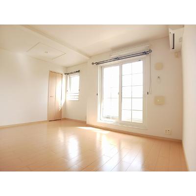 ヘリテージ 203【管理NO：1-015752501-02030】 ★家具家電は申し込み後に搬入します★ ★2026年12月上旬入居可能★の物件写真2