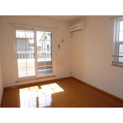 フォレストパーク・四番館 203【管理NO：1-013711402-02030】 ★家具家電は申し込み後に搬入します★ ★2026年11月中旬入居可能★の物件写真2
